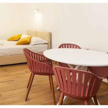 Guest house House Gambin