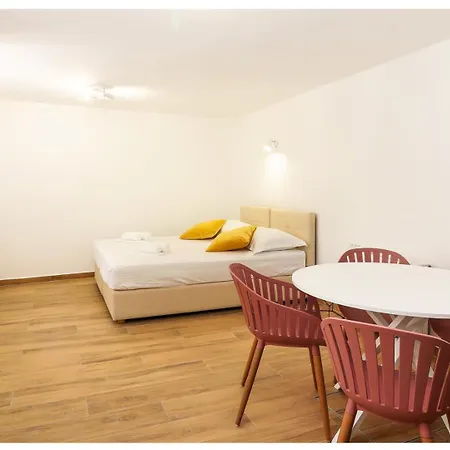 House Gambin Guest house Primosten