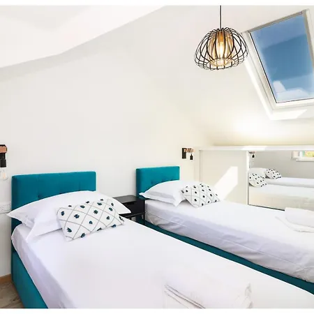 Guest house House Gambin Primosten