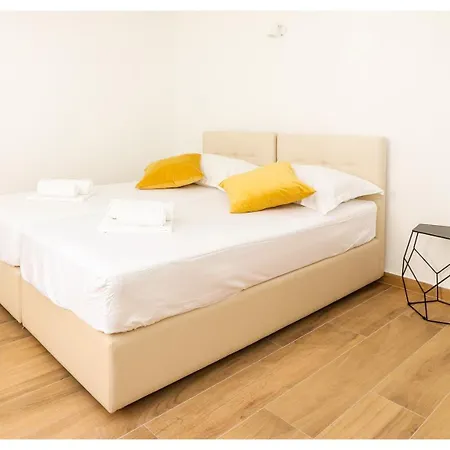 House Gambin Guest house 4*